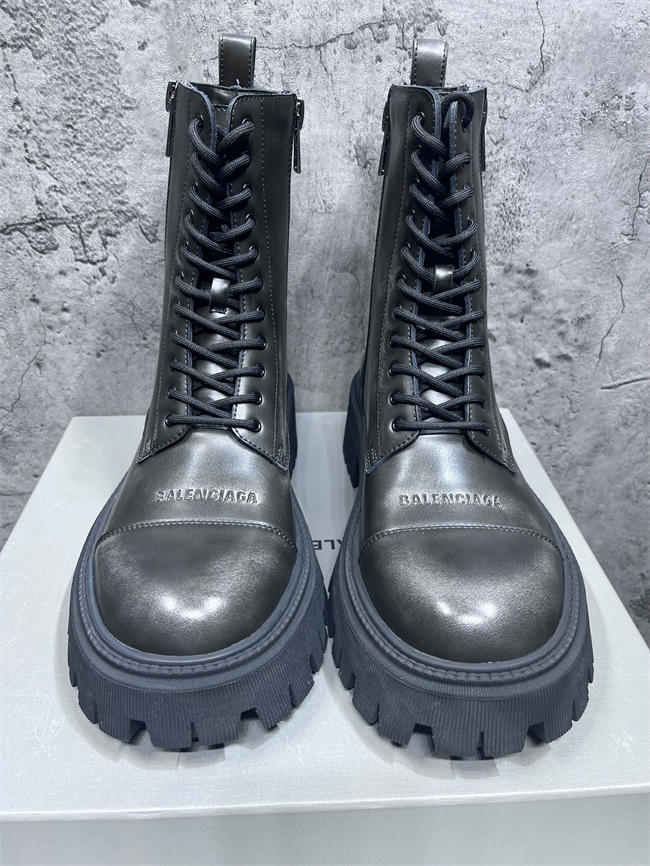 Ba*len*cia*ga boot
