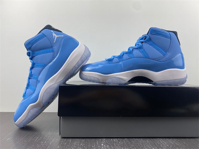 Jordan Ultimate Gift of Flight 717602-900